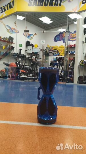 Гироскутер синий космос 8 новый.гарантия
