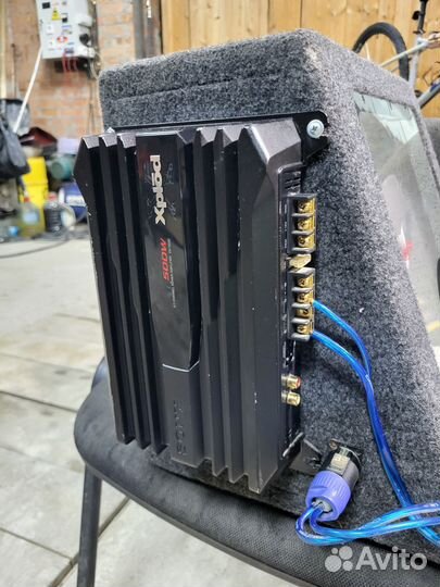 Сабвуфер Alpine R12 + усилитель