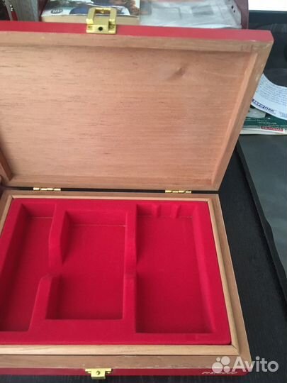 Продам коробка хумидор под сигары Henri Wintermans