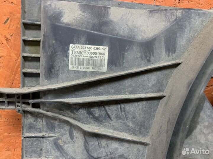 Вентилятор охлаждения Mercedes w209 Ом612