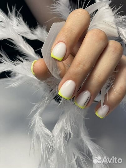 Маникюр, педикюр