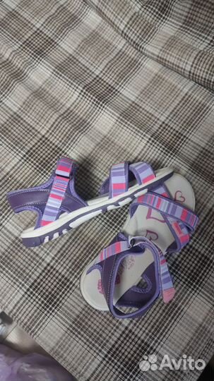 Сандалии для девочки 35