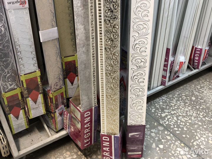 Потолочные карнизы