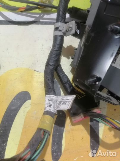 Блок предохранителей салонный Chevrolet Aveo T250