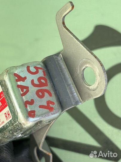 Датчик удара toyota rav 4 xa20