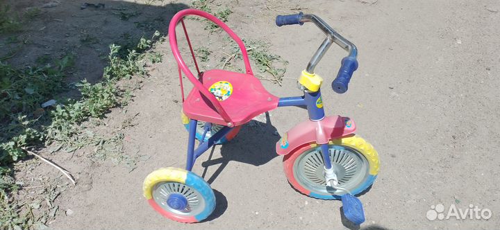 Трехколесный велосипед для детей