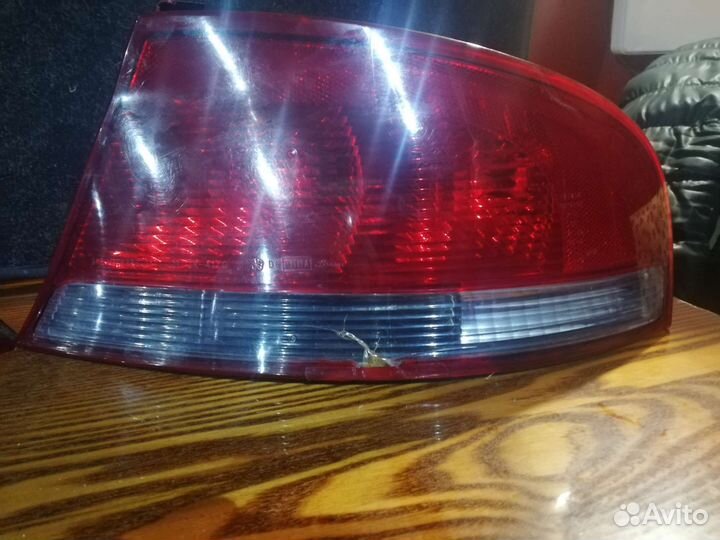 Задняя правая фара chrysler sebring 2001-2006