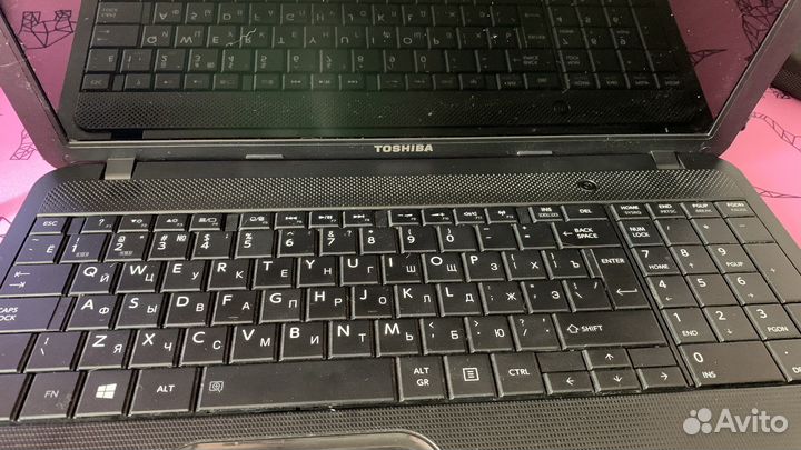 Ноутбук toshiba