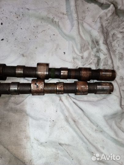 Распредвал на двс sr20 Nissan