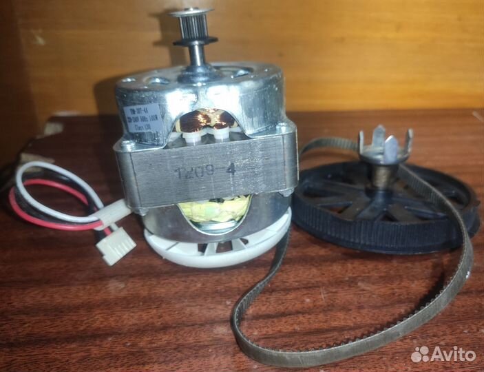 Двигатель для хлебопечки, ремень, шкиф