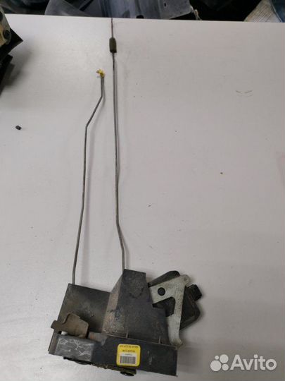 Замок боковой двери задний правый Kia Rio 1 седан