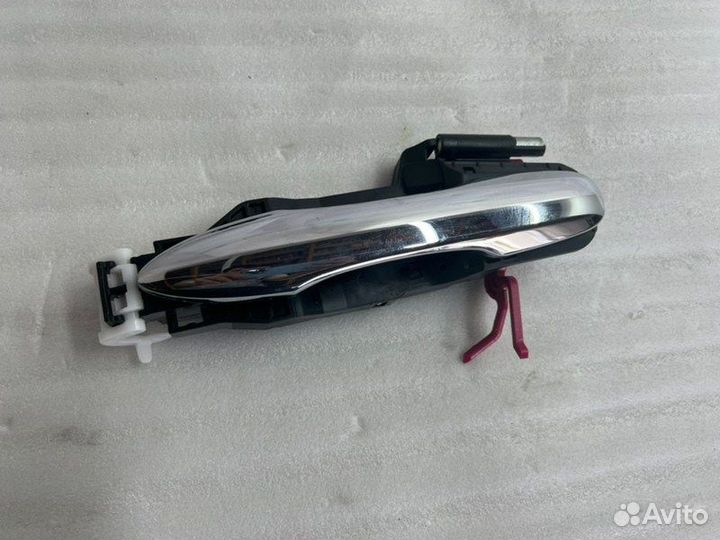 Ручка двери задняя левая Тoyota Camry V70/V75