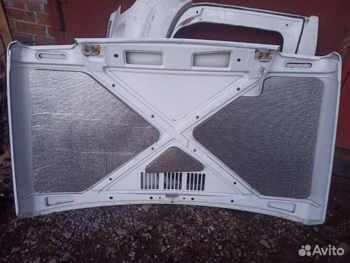 Капот Ваз 2121