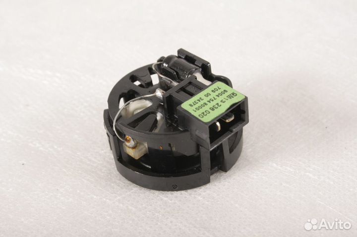 Динамик маленький в треугольник зерк Опель Астра Н