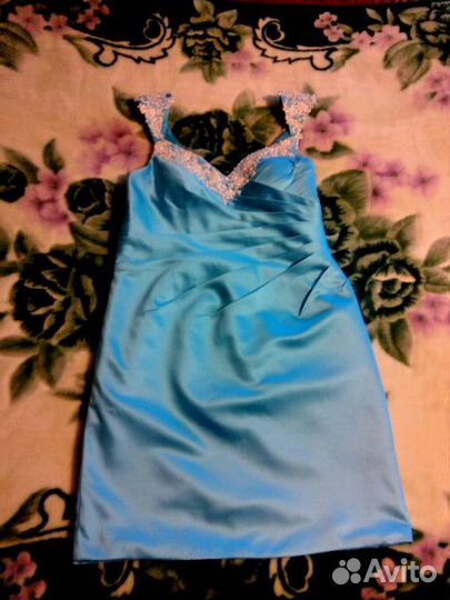 Платье вечернее