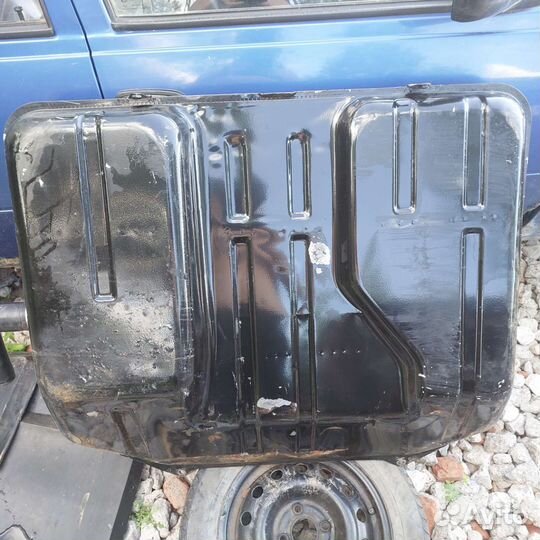 Топливный бак нива / Ваз 2131