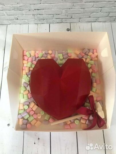 Пиньята из шоколада. Подарок на 14 февраля