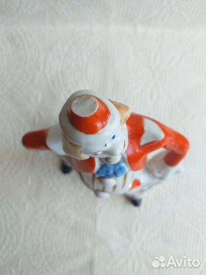 Фарфоровая статуэтка клоун гики (лзфи) СССР