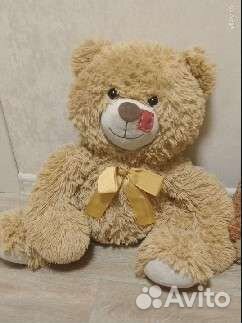 Большой плюшевый мишка