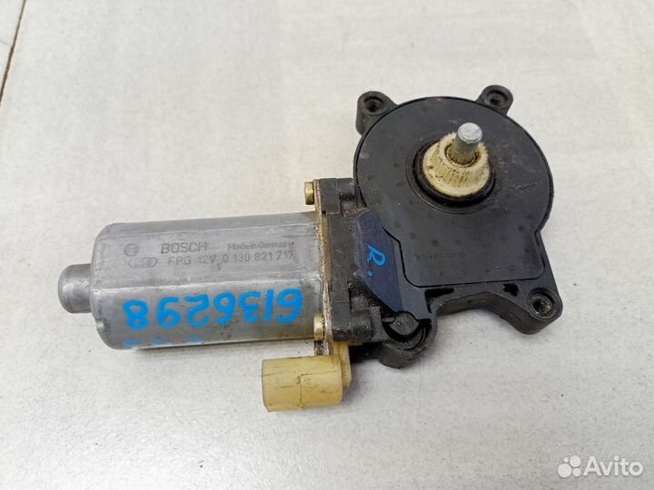 Моторчик правго стеклоподъёмника