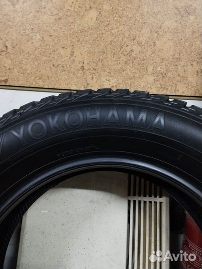 Yokohama IceGuard Stud IG65 225/65 R17 102T