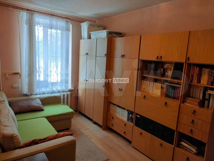 3-к. квартира, 57,5 м², 2/4 эт.