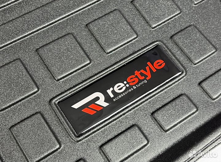 Коврик багажника Toyota Land Cruiser 200 U1112