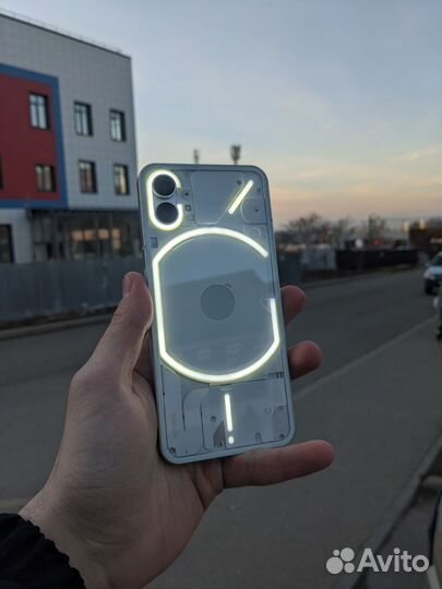 Nothing Phone 1, 8/256 ГБ