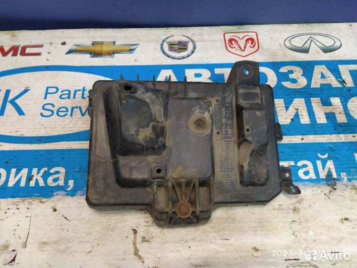 Поддон акб Opel Zafira B A05 05-15