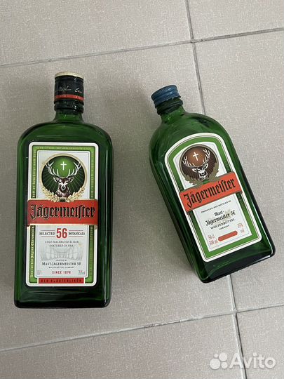 Пустые бутылки ягермайстер