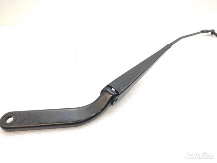 Поводок стеклоочистителя правый Bmw X5 E70 2008