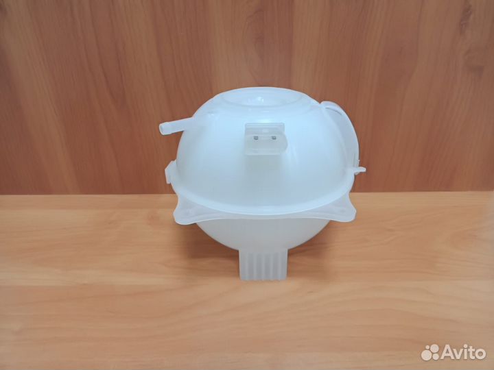 Бачок расширительный Polo Sedan, Skoda Rapid-Fabia