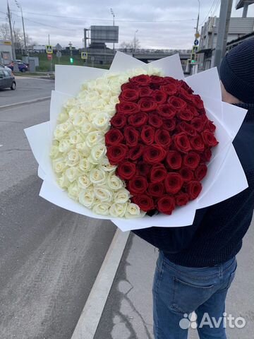 101 роза 51 роза красная белая