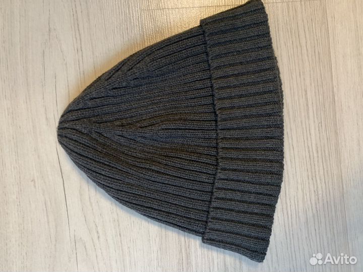 Шапки Zara и uniqlo