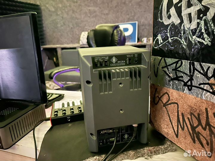 Студийные мониторы Neumann kh 120 A G