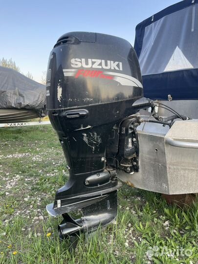 Лодка wellboat 51 с мотором Suzuki 90 и прицепом