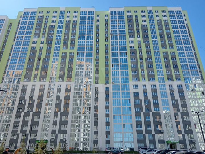 3-к. квартира, 94 м², 13/22 эт.