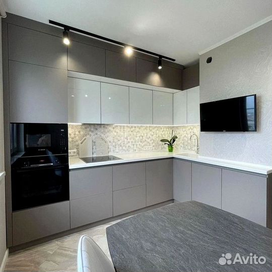 Кухня современная на заказ. Доставка и сборка