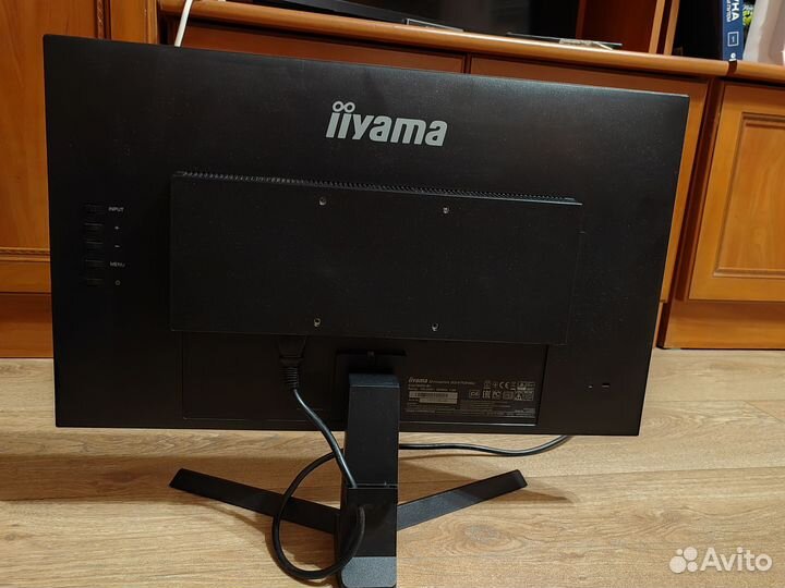 Монитор Iiyama G-master 24