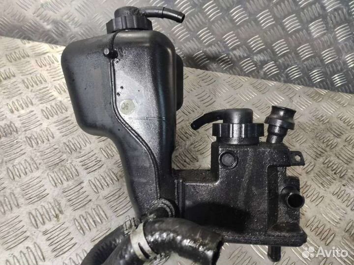 Бачок гур Mercedes-Benz W220 S-Class 4.3 001989240