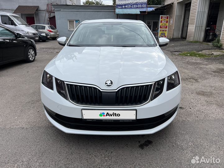 Skoda Octavia 1.6 МТ, 2019, 49 200 км