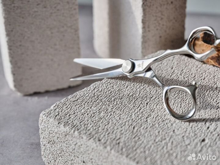 Парикмахерские инструменты. Новое для своих