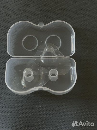 Накладки на грудь medela