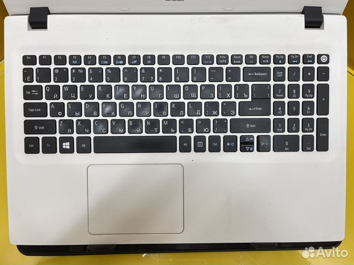 Современный/Белоснежный ноутбук Acer