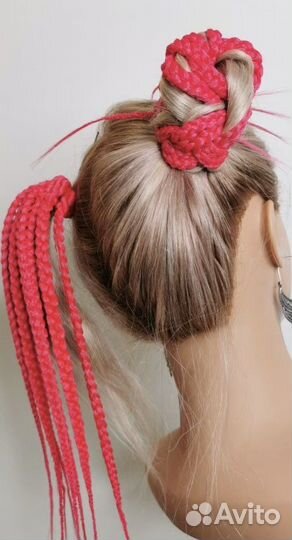 Заколки из канекалона