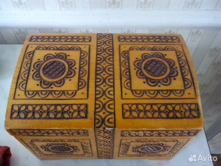 Шкатулка- ларец из дерева СССР