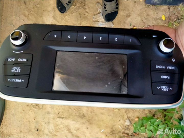 Штатная магнитола Hyundai Santa Fe 4 поколения