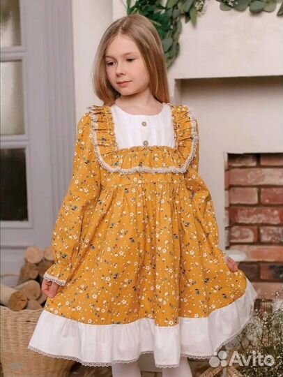 Платье для девочки 104-110 размер