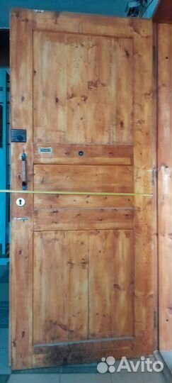 Дверь дерево