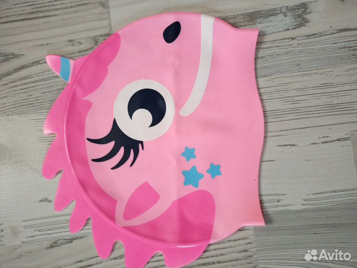 Шапочки для бассейна